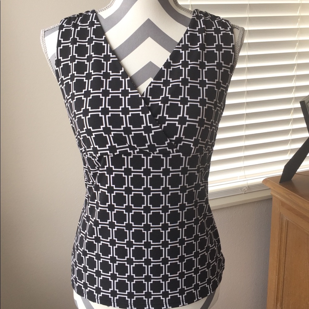 White House Black Market Sleeveless Top